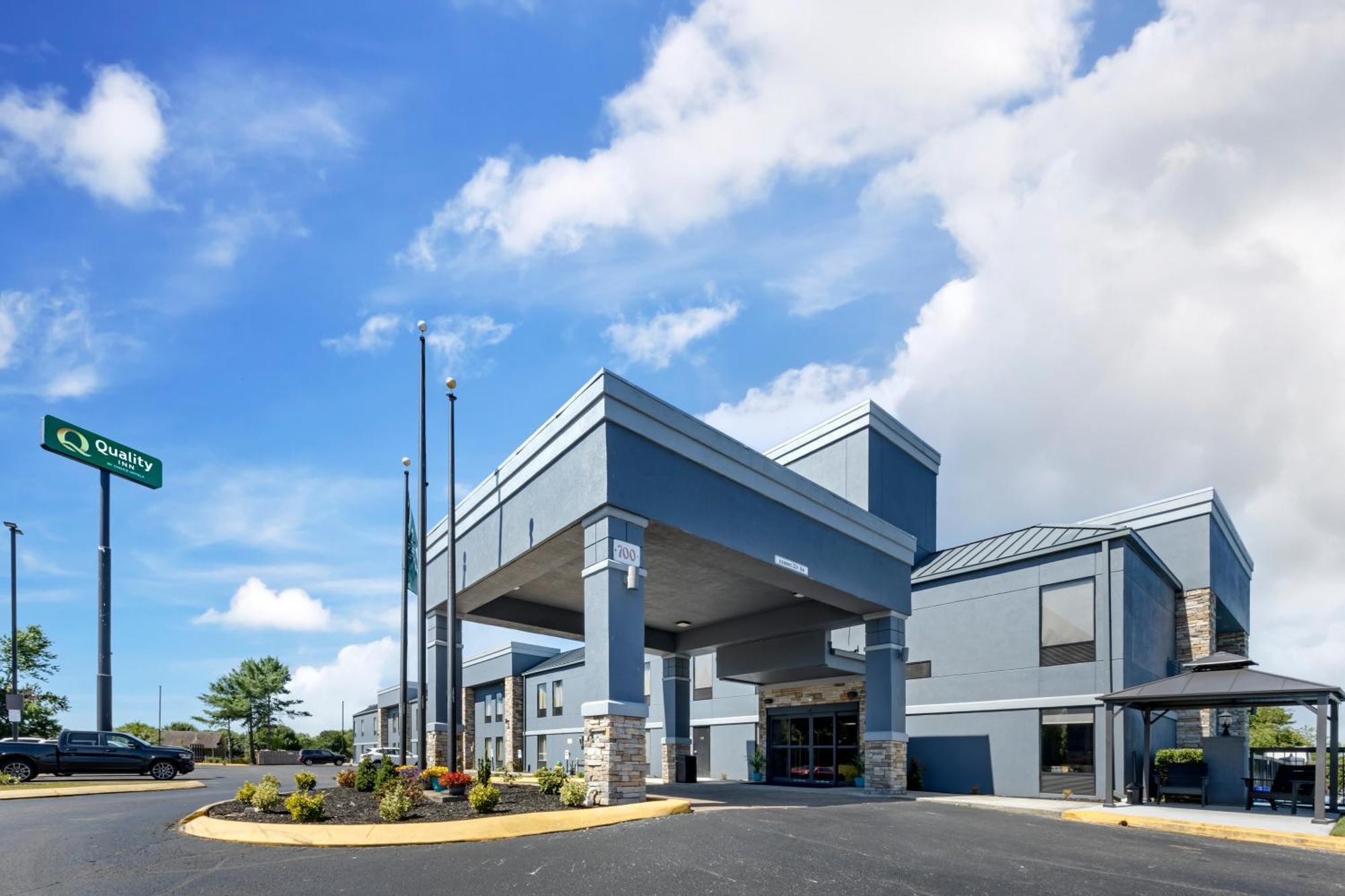 Quality Inn Clarksville - Exit 11 Екстер'єр фото