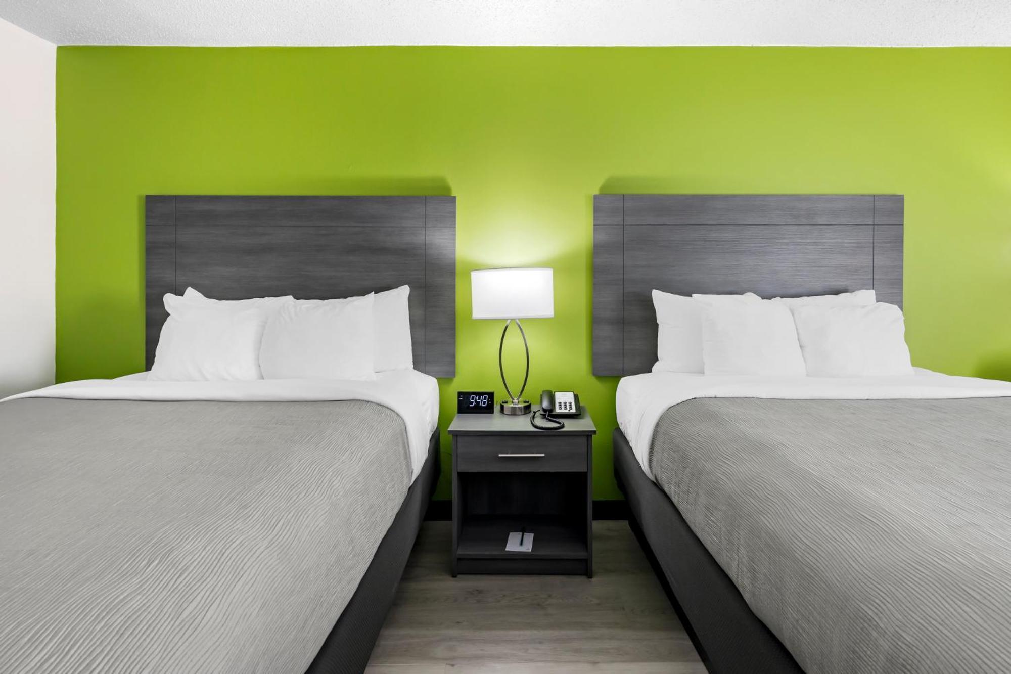 Quality Inn Clarksville - Exit 11 Екстер'єр фото