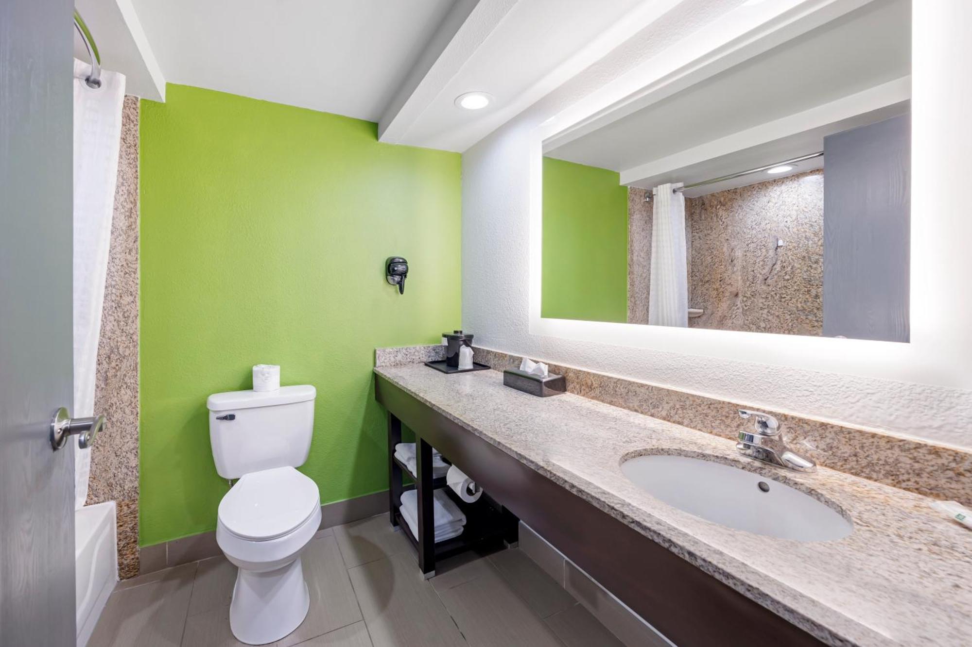 Quality Inn Clarksville - Exit 11 Екстер'єр фото