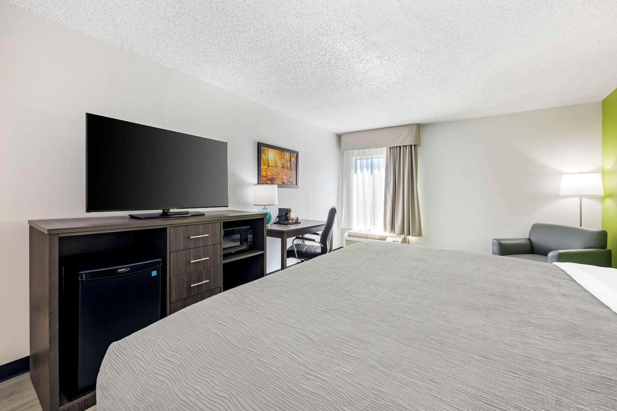 Quality Inn Clarksville - Exit 11 Екстер'єр фото